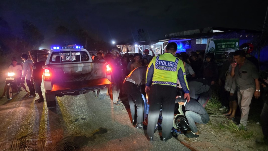 Gagal Menyalip, Pengendara Nmax Tewas Terlindas Dump Truk di Tenayan Raya