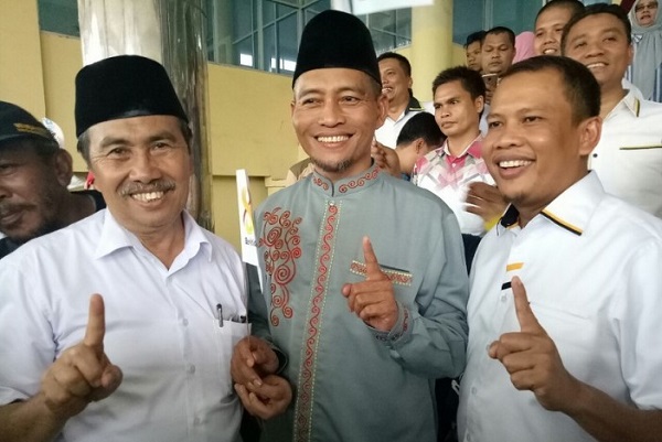 Ayat Cahyadi Dinobatkan Sebagai Panglima Perang Syamsuar-Edy Nasution