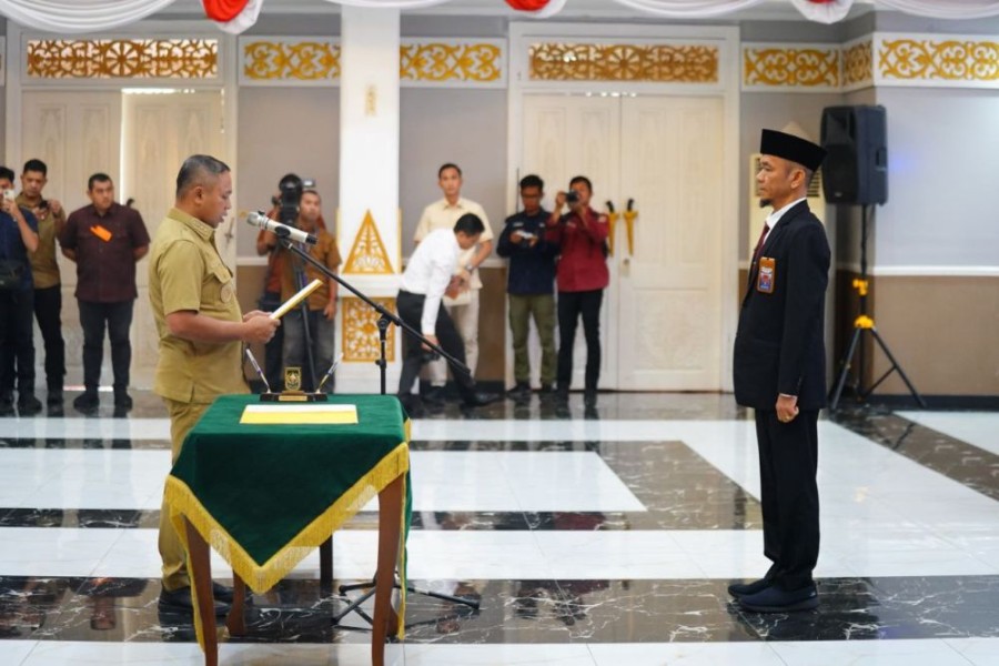Abdul Wahid Lantik Kepala BPKP Riau Baru, Harap Sinergi dan Akuntabilitas Terjaga