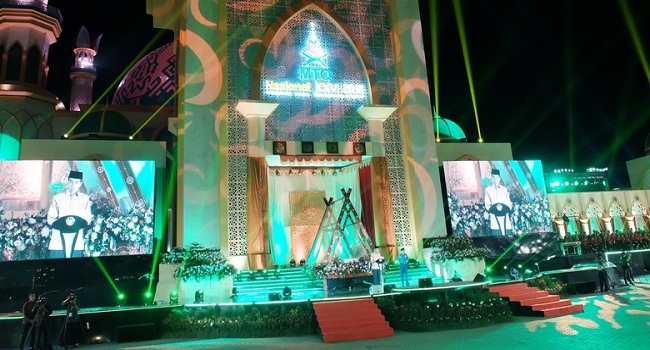 Antusias Masyarakat Dari Berbagai Kota dalam Pembukaan MTQ Nasional di NTB