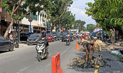 Jalan Mulus Kembali Digali PDAM, Anggota DPRD Murka! Ancaman Pidana Mengintai?