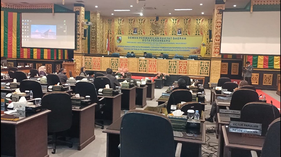 Heboh Saat Sidang Paripurna, Dewan Usulkan Mosi Tak Percaya Kepada Pimpinan DPRD Pekanbaru