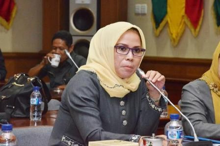 Ade Hartati: Penanganan Covid-19 di Riau Masih Sebatas Basa-basi Gubernur