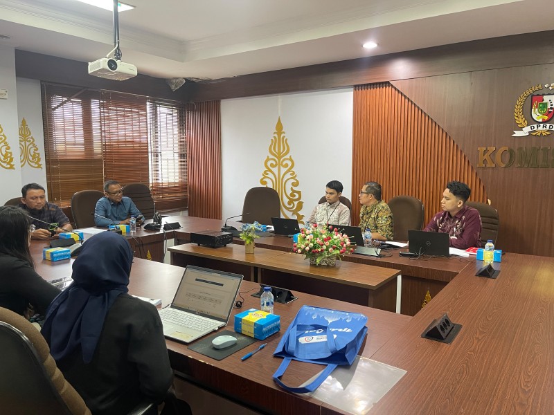 OJK Riau Kawal Sengketa Dana Rp250 Juta Nasabah CIMB Niaga, Penyelesaian Berlanjut di LAPS SJK