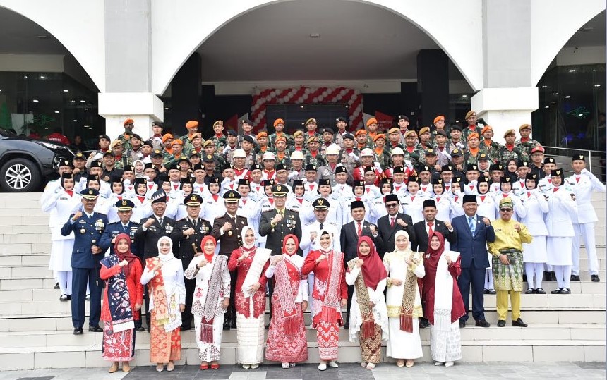 Tengku Azwendi Fajri Hadiri Rapat Paripurna HUT Riau Ke 67, Tegaskan Pentingnya Kolaborasi