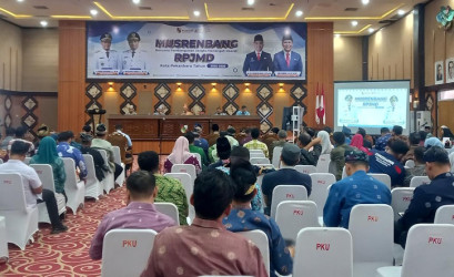Pekanbaru Jajaki Kerja Sama dengan Investor China untuk Ubah Sampah Jadi Energi Listrik