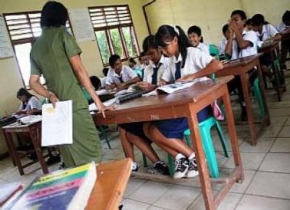 Sejumlah Guru Bantu Provinsi di Kampar Terancam Tak Terima Gaji