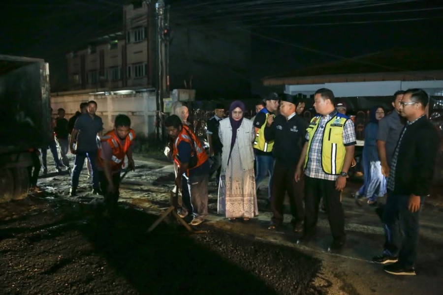 Jalan Rusak Seperti Seng Berkarat, Wali Kota Pekanbaru Targetkan Perbaikan Bertahap