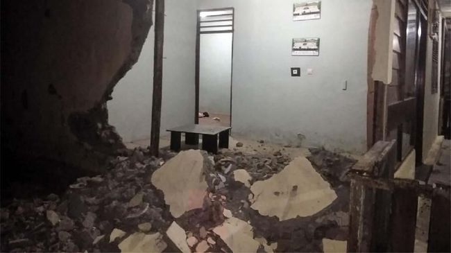 Dua Tewas Akibat Gempa M 7,2 di Halmahera Selatan