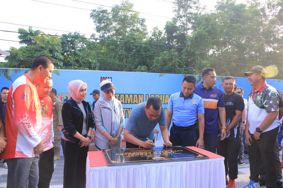 Muflihun Resmikan Pusat Kuliner & UMKM, Dongkrak Ekonomi Kerakyatan