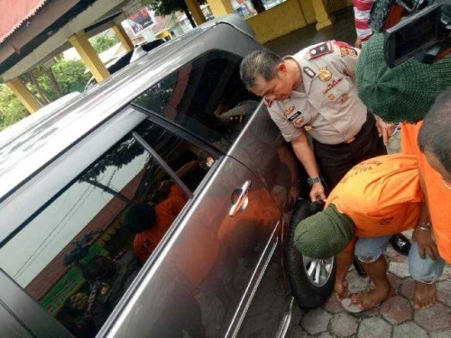 Waspada! Begini Salah Satu 'Trik Licik' Pencuri Modus Gembos Ban di Pekanbaru dalam Beraksi, Targetn