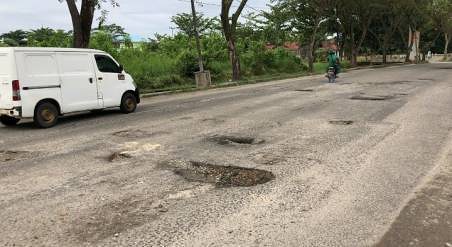 Lelang Proyek Jalan Parit Indah Selesai, Iwan Fatah Pastikan Bankeu Provinsi Hanya 4 Ruas Jalan Ini