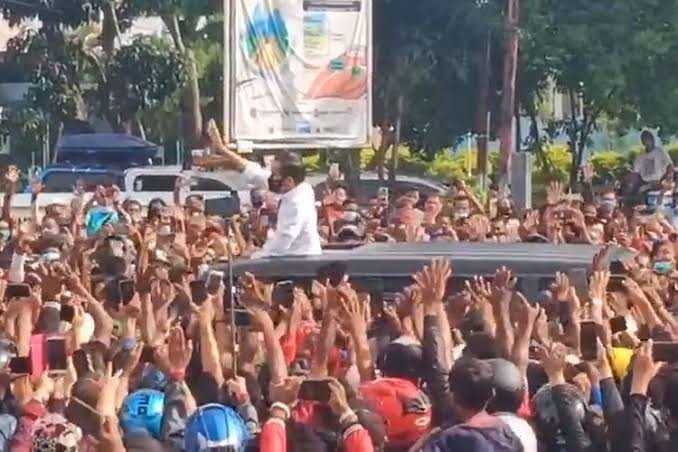 Tidak Ada Pelanggaran Hukum pada Kerumunan saat Kunjungan Jokowi di NTT, Polri Menegaskan