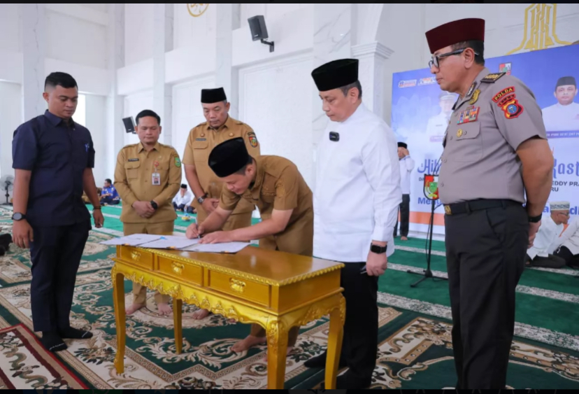 Agung Nugroho Tetapkan Masjid Al Kastoeri sebagai Masjid Paripurna Pekanbaru