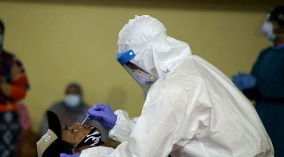 China Tes Covid-19 Lewat Dubur, Warganya Mengaku Khawatir dan Sangat Malu