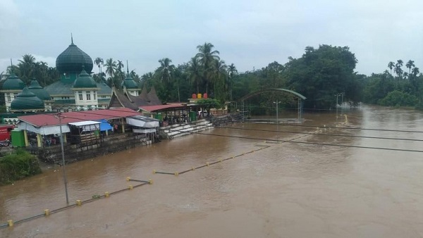 Banjir di Pangkalan Sumatera Barat, Dua Orang Hilang