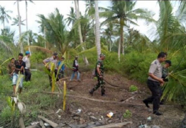 Anggota Koramil 08/Mandah Babinsa dan Bhabinkamtibmas Patroli Bersama Cegah Karhutla