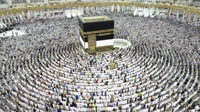 Kemenag Targetkan Jamaah Haji Pakai Kartu Debit Mulai 2021