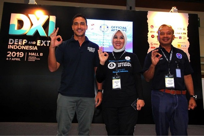 Wanita Selam Indonesia Berupaya Pecahkan 3 Rekor Dunia Selam