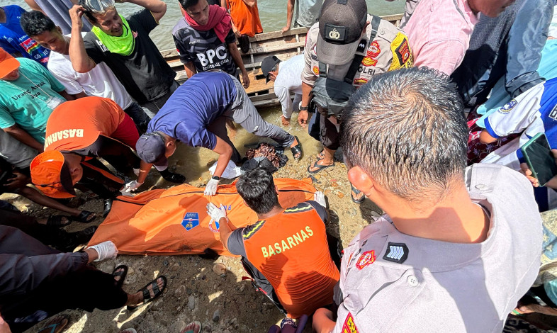 Reno Hanyut di Sungai Kampar Saat Memancing, Ditemukan Tewas 100 Meter dari Lokasi