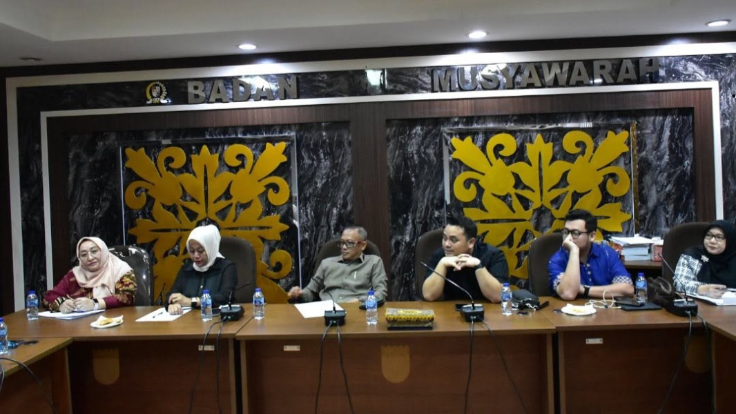 Komisi II DPRD Pekanbaru Gelar Hearing Bersama GABPEKNAS: Perjuangkan Hak Kontraktor atas Tunda Bayar