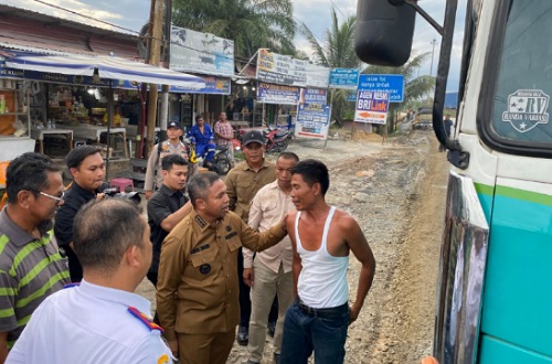 Masih Bandel? Gubri Siap Tindak Perusahaan yang Gunakan Plat Non-BM