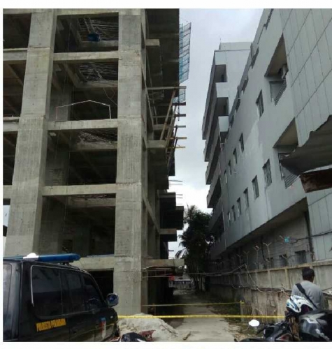 Buruh Bangunan di Pekanbaru Tewas Tertimpa Kayu yang Jatuh dari Lantai 9 Hotel yang Sedang Dibangun