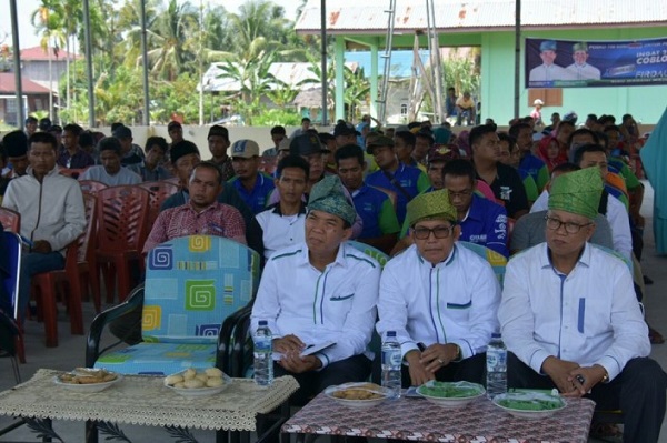 Janji Jadikan Rupat Utara Pusat Pariwisata Perwakilan 10 Desa Hadiri Kampanye Dialogis Firdaus-Rusli
