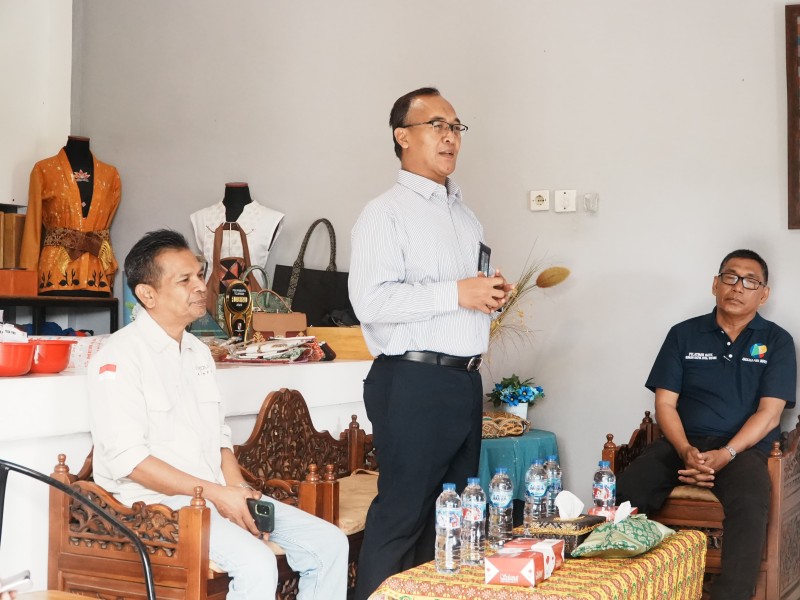 Dorong Kemandirian Disabilitas, Bandara SSK II Adakan Pelatihan Batik di Pekanbaru