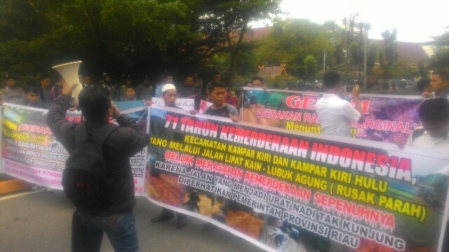 Ajukan Tiga Tuntutan, GERAM Demo di Kantor DPRD Riau
