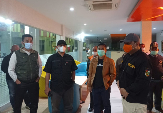 Sidak, Anggota DPRD Pekanbaru Temukan Pasangan Bukan Suami Istri di Kamar Hotel