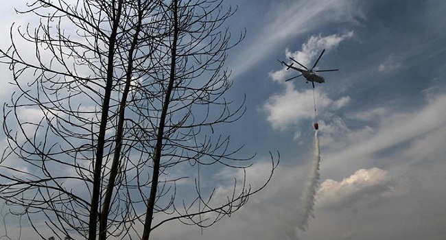 Water Bombing BNPB Padamkan 20 Titik Api di Dumai