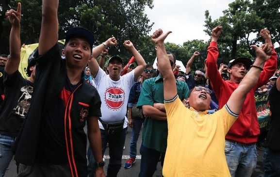 Supir Taksi Online 'Nakal' Hanya Diberi Teguran