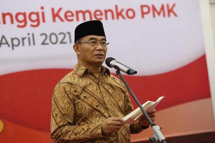 Menko PMK Minta Daerah Tidak Tunda Ambil Vaksin Covid-19 di Dinkes Provinsi