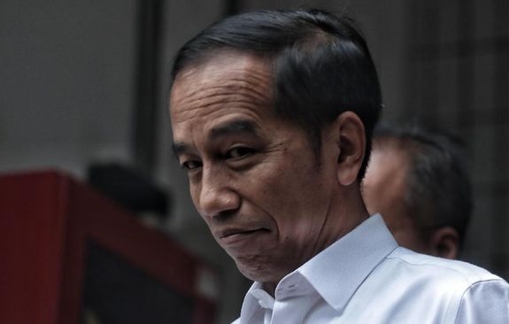 KPK, Jokowi, dan Lunturnya Kepercayaan Publik