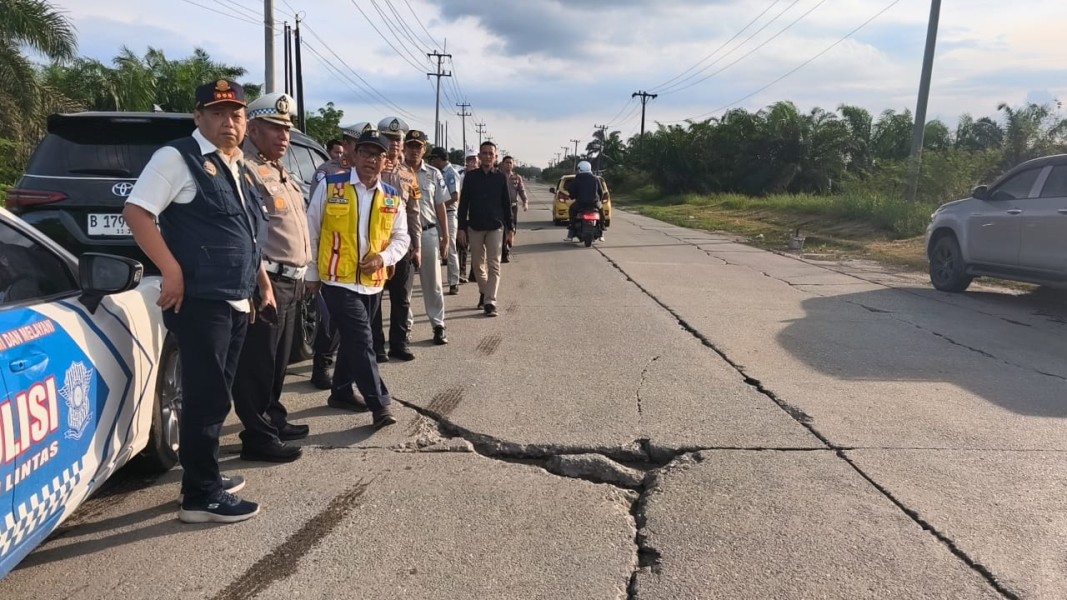 Operasi Lilin 2025, Ditlantas Polda Riau Pantau Arus Lalu Lintas di Jalan Lintas Timur