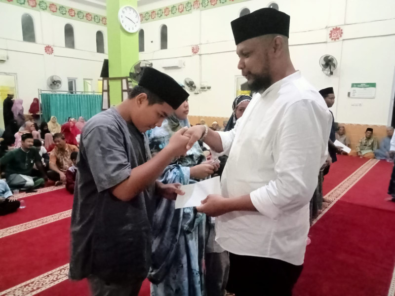 Kerukunan dan Kekompakan Terpancar di Peringatan Isra Mi'raj Masjid Nurul Iman